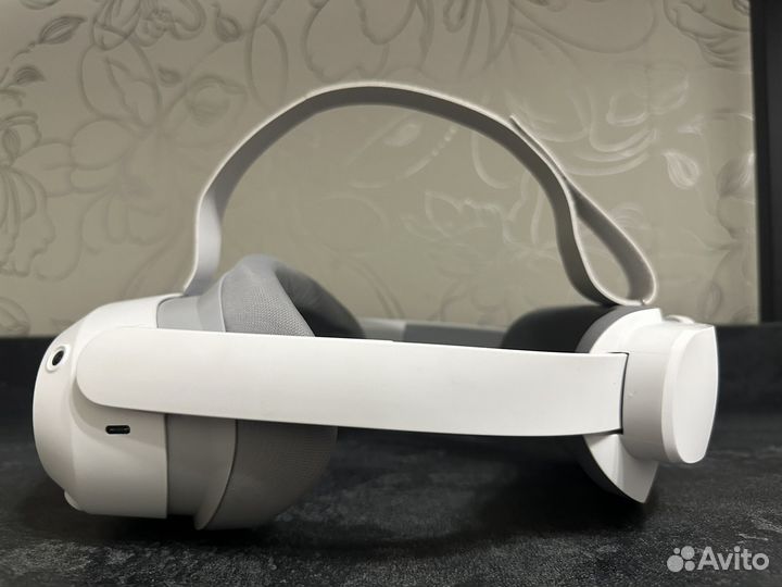 Шлем vr pico 4 128gb в идеале