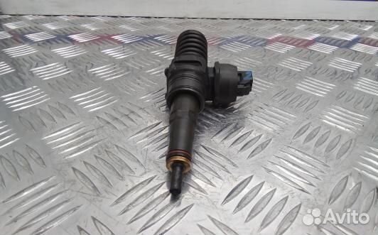 Форсунка дизельная volkswagen touareg 7L (PEA18AL0