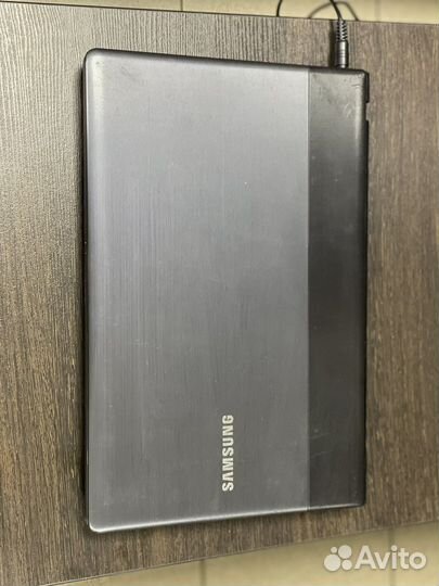 Ноутбук samsung