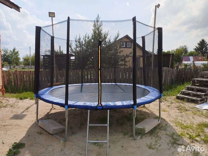 Батут с сеткой уличный 305 см. Новый. Доставка