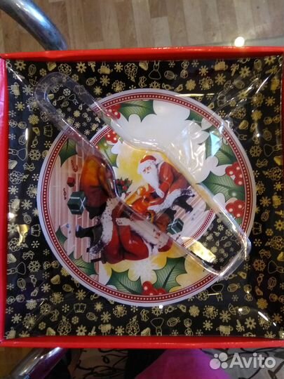 Тарелка для торта с лопаткой 30 на 30 см новая