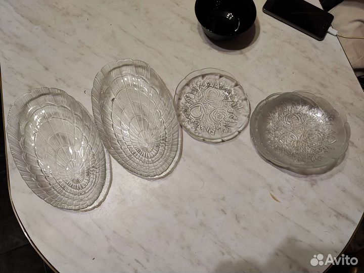 Прозрачные тарелки