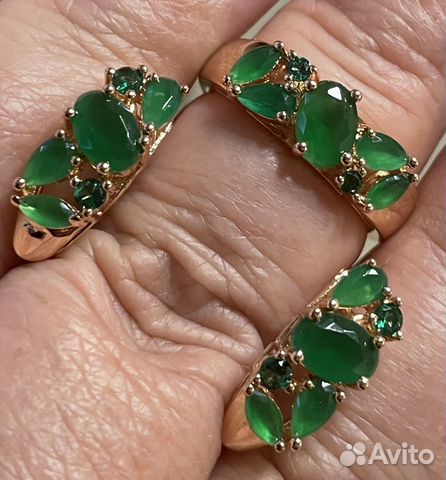 Серьги и кольцо позолота 585 с зеленым агатом
