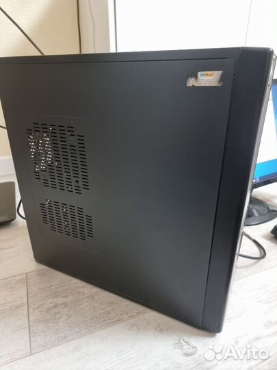 Компютер с монитором