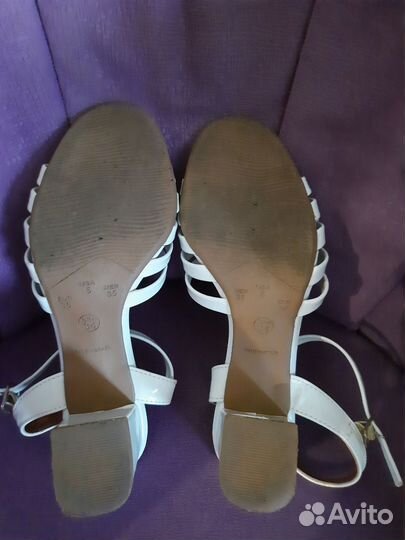 Босоножки женские