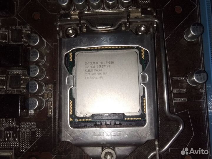 Материнская плата с процессором