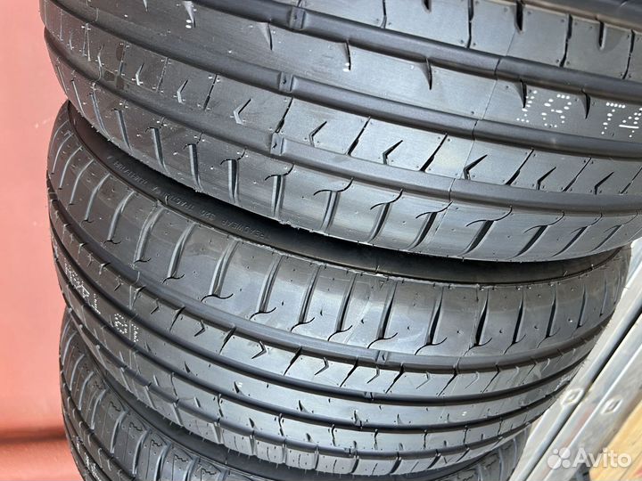 Sunwide RS-One 225/35 R20 107Y