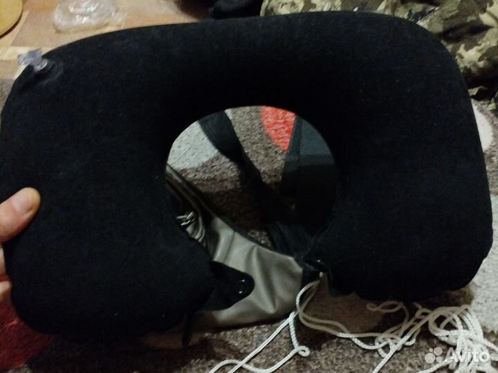 Надувной подголовник