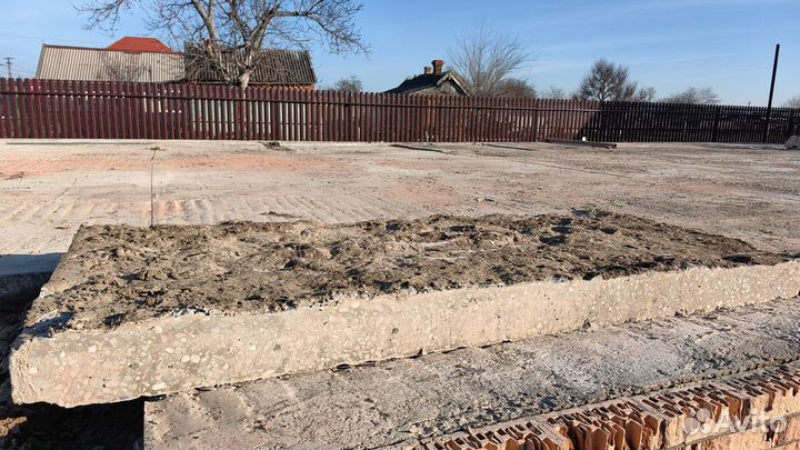 Отдам строительный мусор