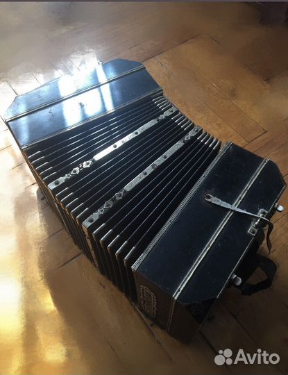 Аккордеоны Бандонеон (исп. bandonen) язычковый муз