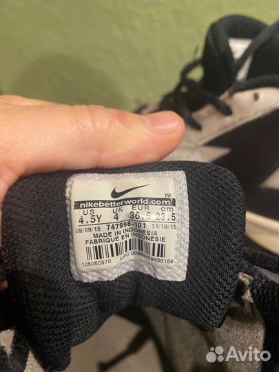 Продам обувь Nike