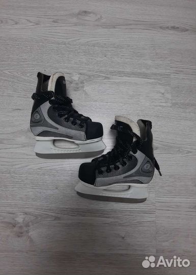 Коньки хоккейные детские 26 размер graf