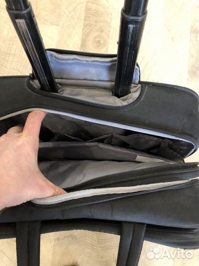 Сумка HP на колесиках для ноутбука