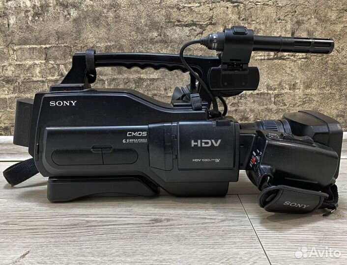 Высококлассная, профессиональная видеокамера Sony