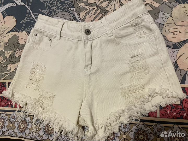 Шорты джинсовые