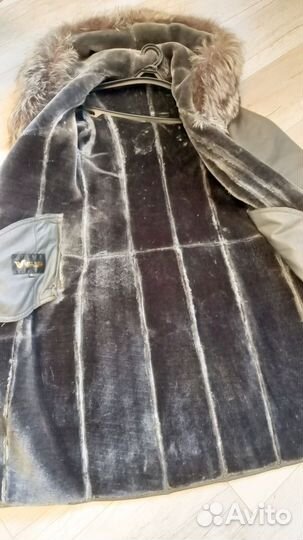Дубленка натуральная женская с капюшоном