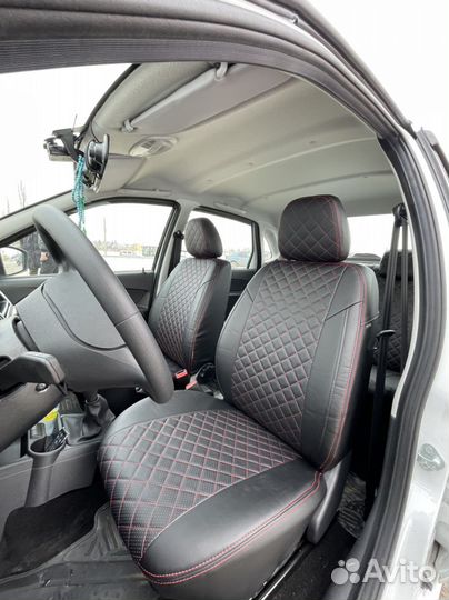 Авточехлы для Лада Гранта в красную Срочку