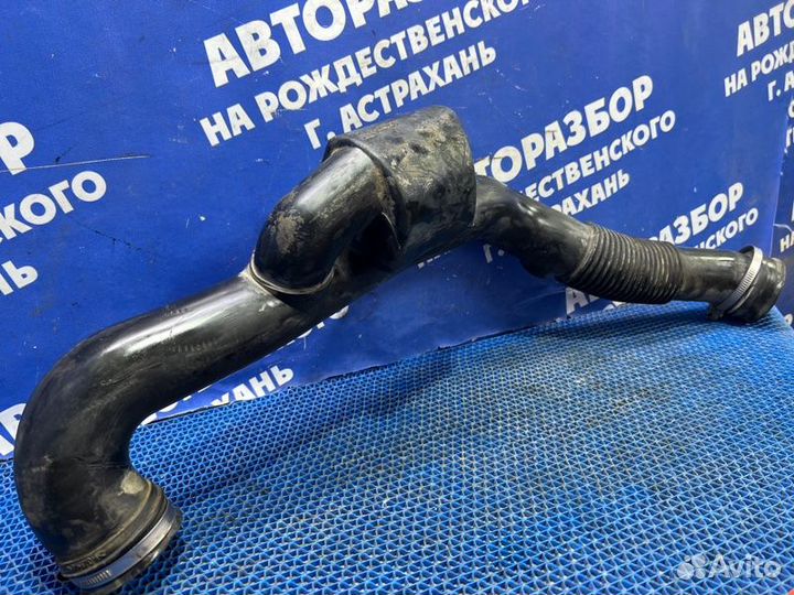 Гофра воздушного фильтра Opel Vectra B седан 1998