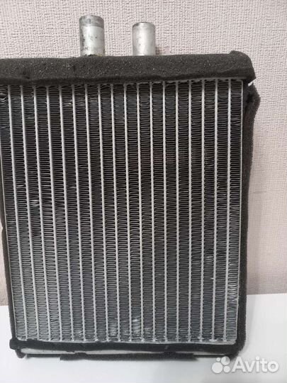 Радиатор отопителя Luzar LRh01182b