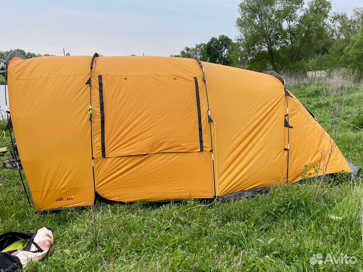 Палатка туристическая 4 местная с тамбуром