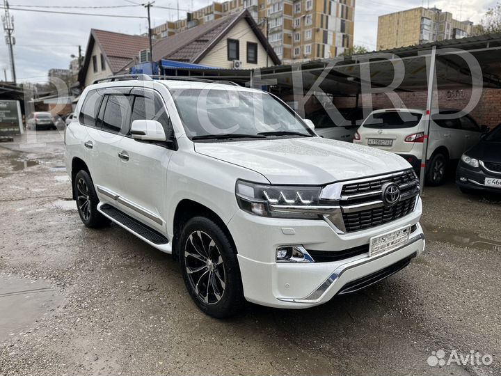 Toyota land cruiser 200 рестайлинговый комплект