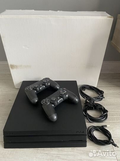 Sony PS4 pro 1tb с играми