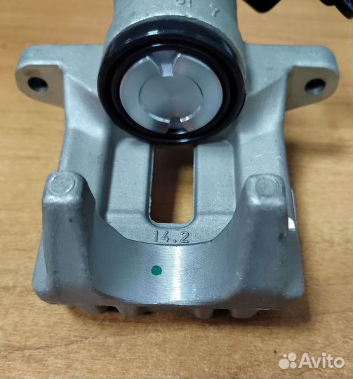 Суппорт задний левый VW Passat B5 / Audi A4 (новый