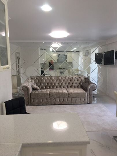 Квартира-студия, 67,7 м², 2/9 эт.