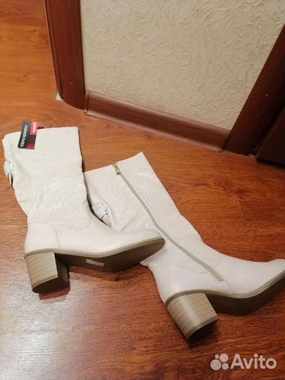 Сапоги женские