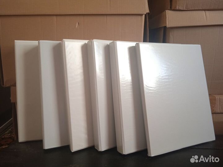 Папки канцелярские белые