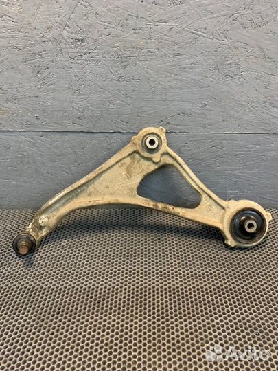 Рычаг подвески передний левый Nissan Teana L33