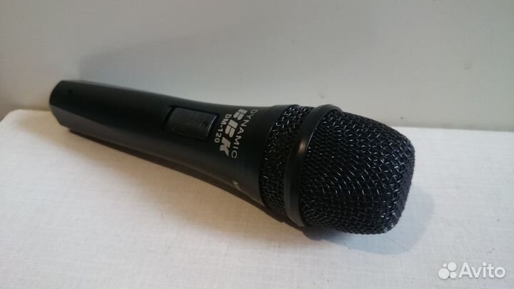 Микрофон для караоке BBK