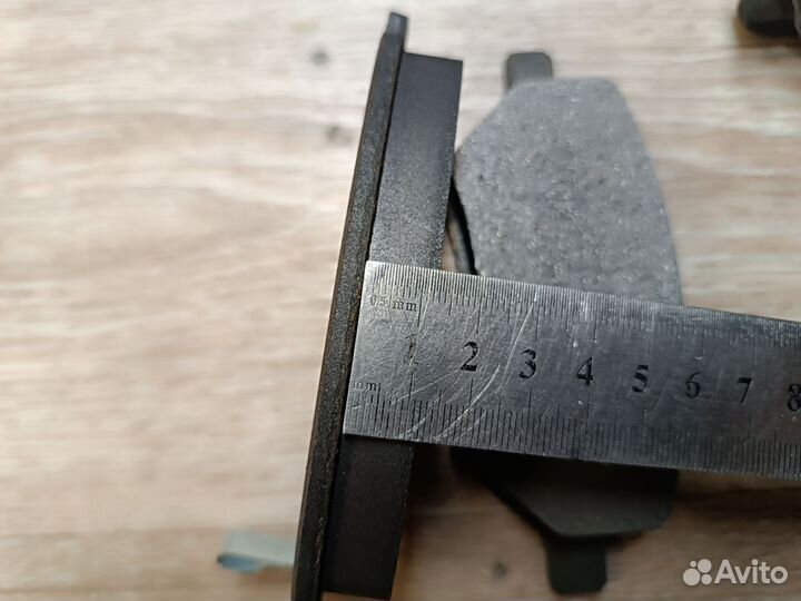 Тормозные колодки передние на чери тиго