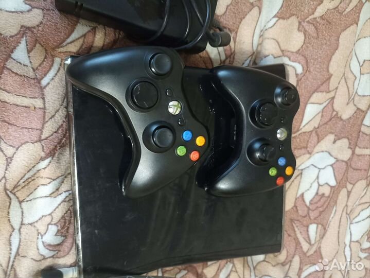 Продам Xbox 360