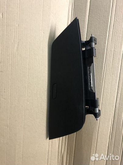 Вещевое отделение VW Touran 5T