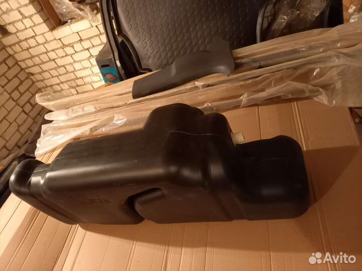 Топливный бак nissan navara/pathfinder