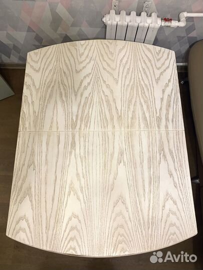 Стол обеденный раздвижной 136х75 см