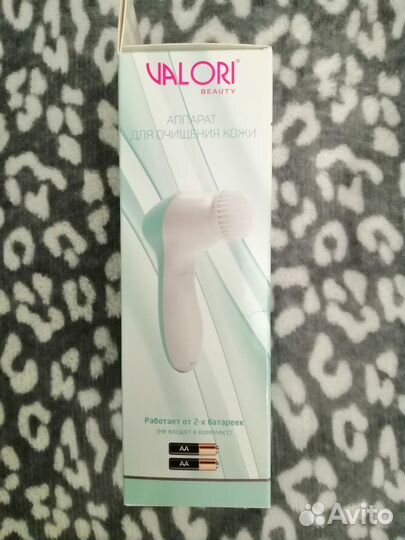 Новый аппарат для очищения кожи