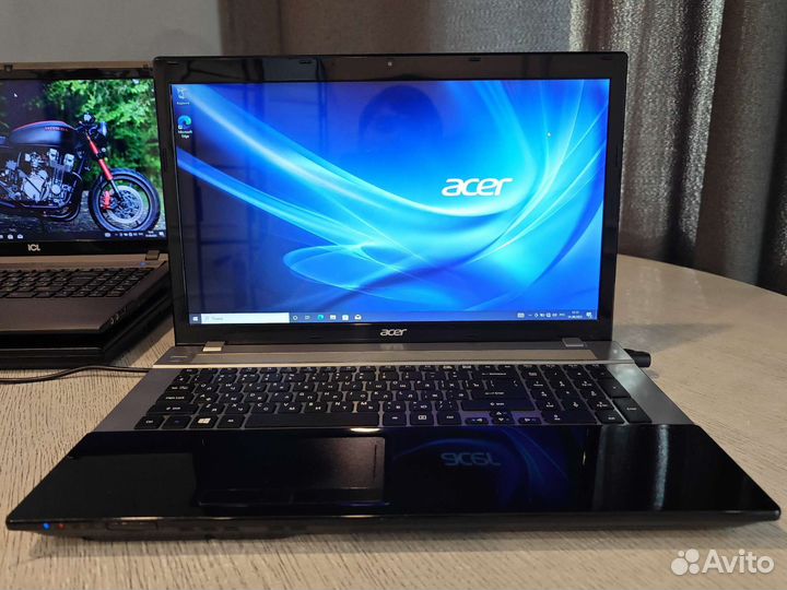 Acer V3-771G 17