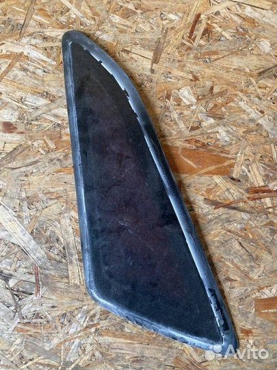 Стекло кузовное заднее левое LADA 2110