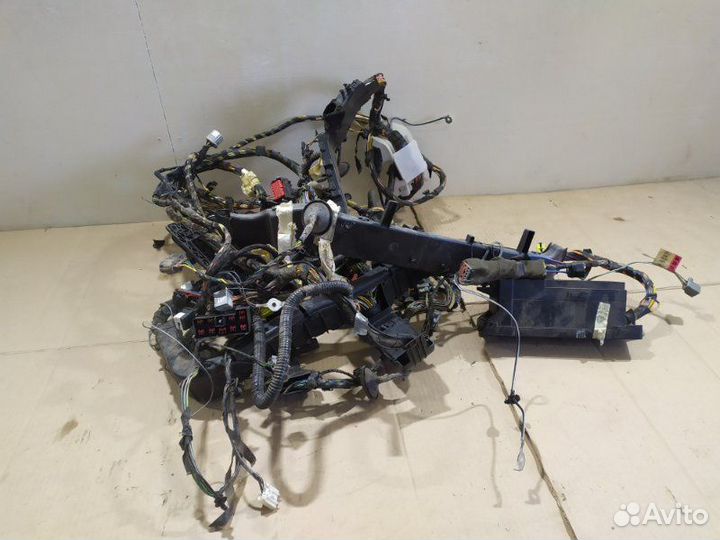 Проводка салона Ford Focus 3 седан 1.6