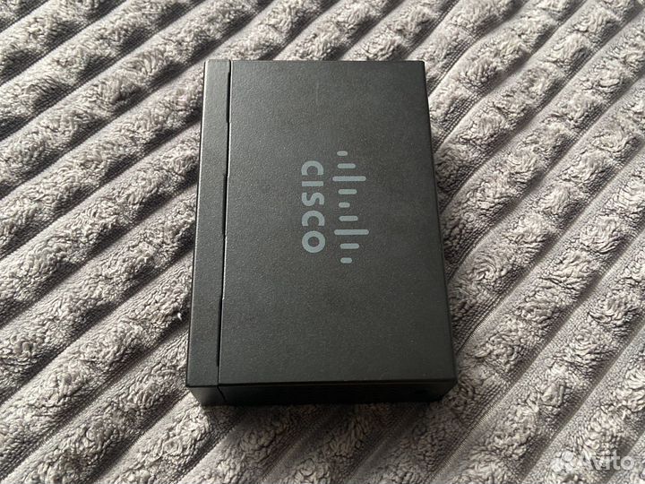 Коммутатор Cisco SG110D-05