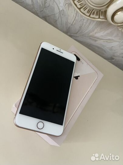 iPhone 8 Plus, 64 ГБ