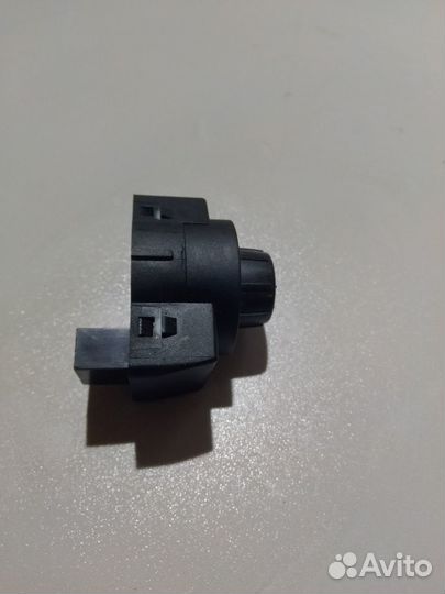 Кнопка обогрева сидений правая (SsangYong Rexton)