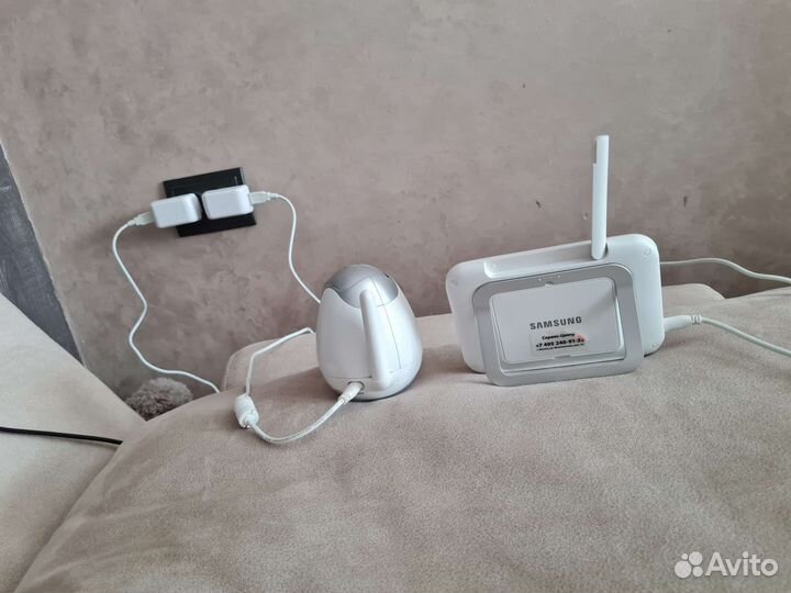 Видео няня Samsung SEW-3053WP