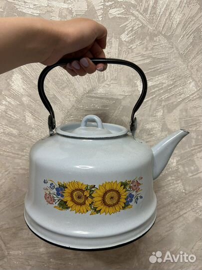 Чайник эмалированный новый