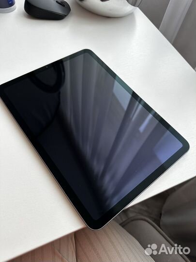 iPad air 4 64gb wifi