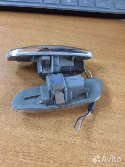 Peugeot Citroen повторитель поворота правый б/у