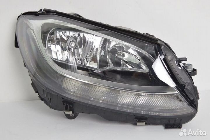 W205 14. Фара правая с регулировочным мотором диодная внутри черная (Depo)