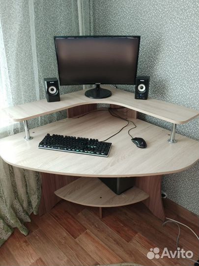 Компьютерный стол бу